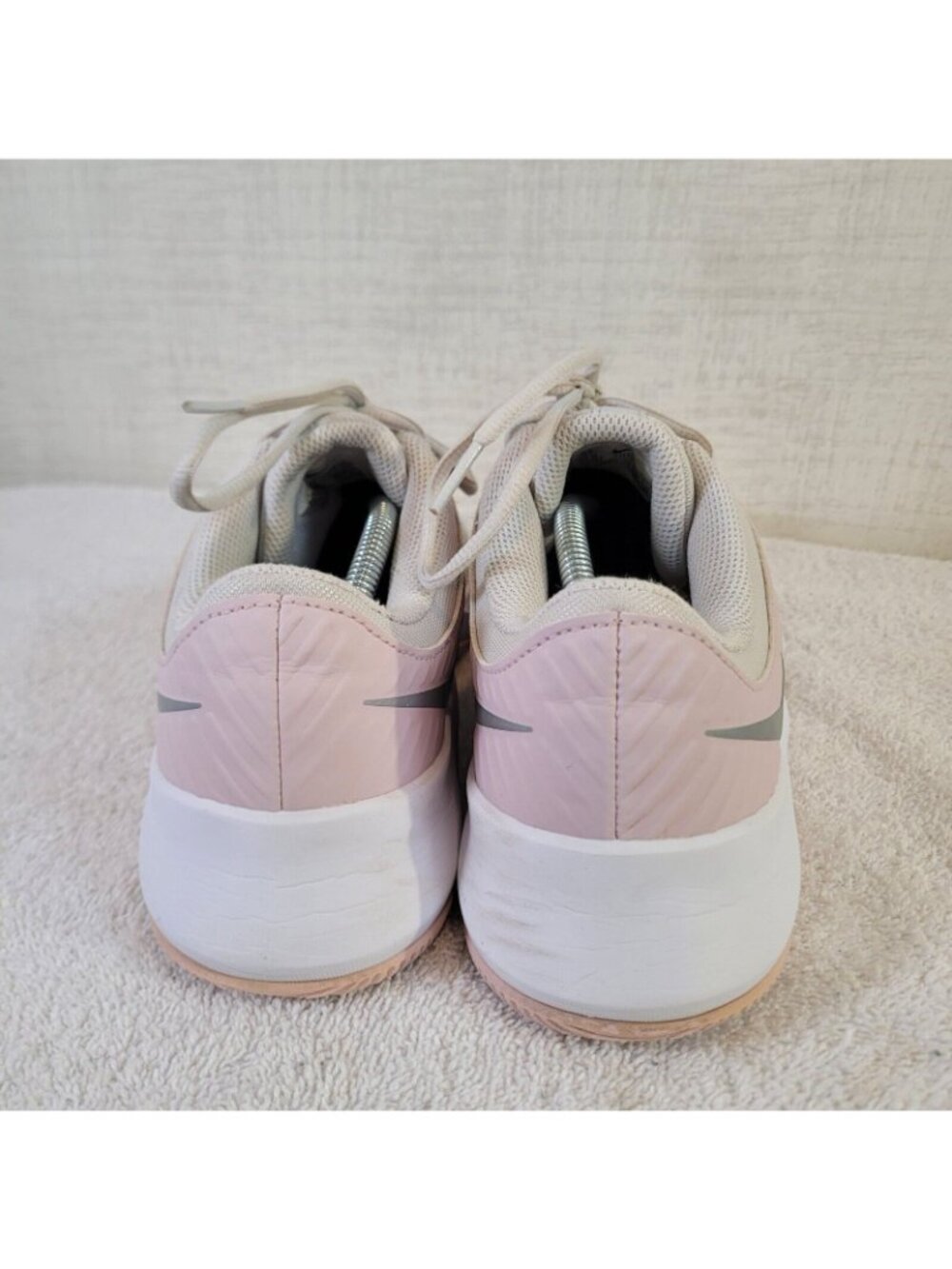 Nike MC Trainer Shoes Womens 9.5 White Pink Athletic Training Running Sneakers - Picture 4 of 10